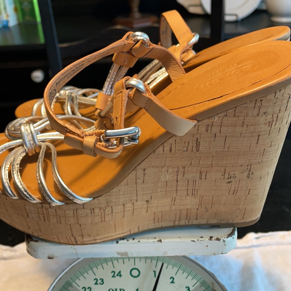 Coach Wedges - Picture 7 of 9
